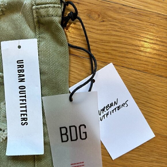 NWT Urban Outfitters | BDG Dropped Waist Distressed Destroy Denim Short - Picture 13 of 13